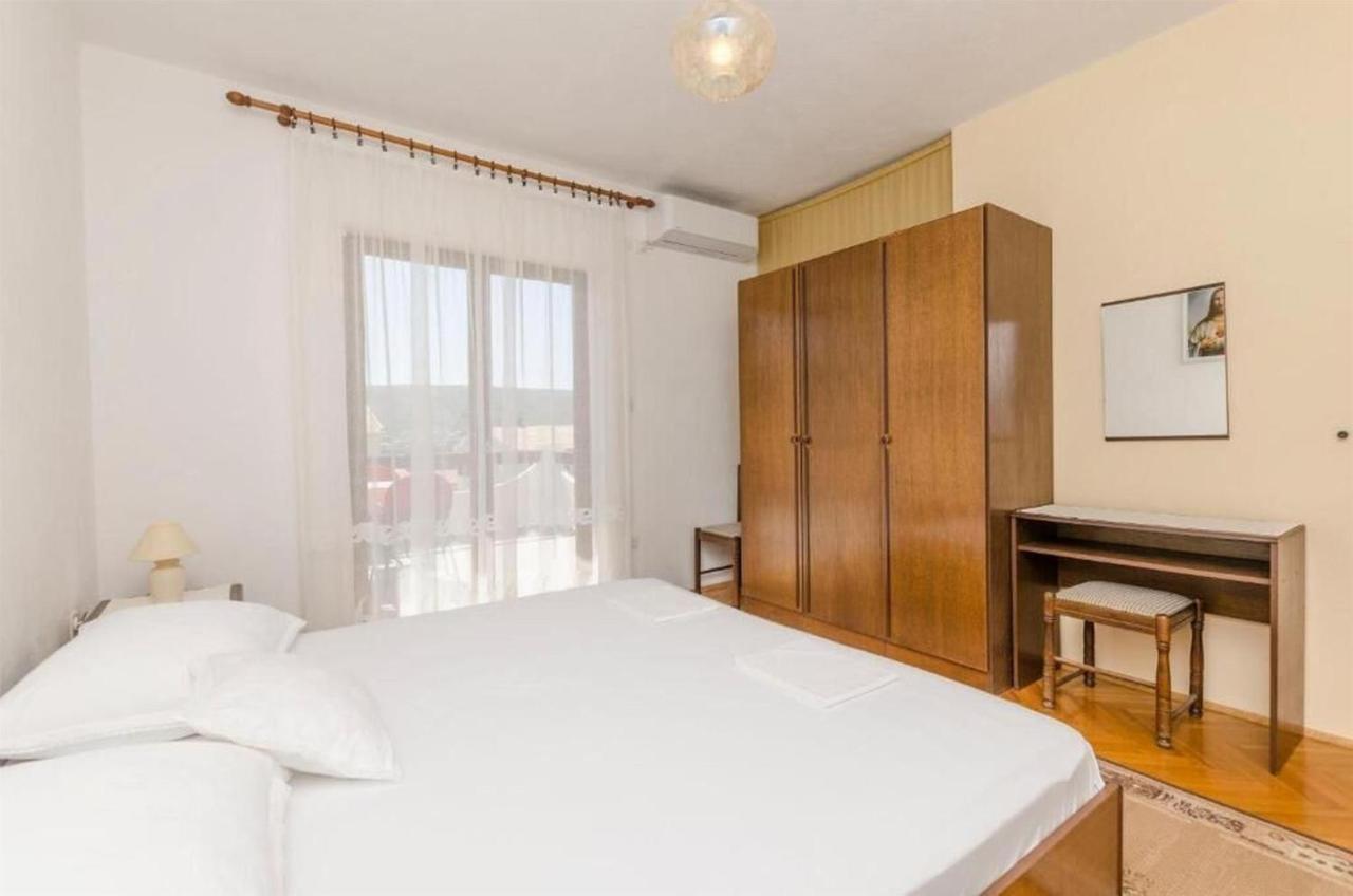Apartments Spavalo พาก ภายนอก รูปภาพ
